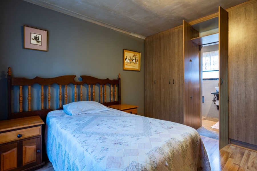 6 Bedroom Property for Sale in Wellington North Western Cape
